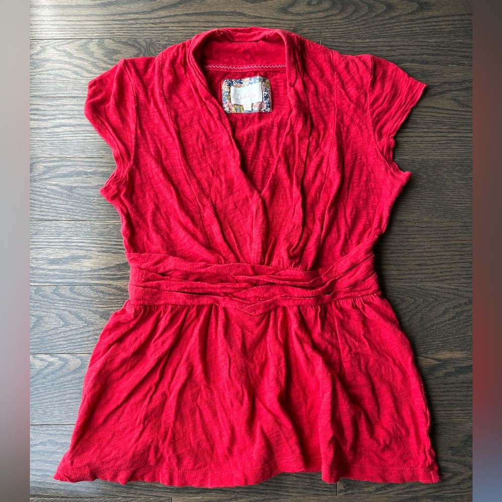 Deletta Anthropologie red peplum hem cap sleeve shirt in size xs